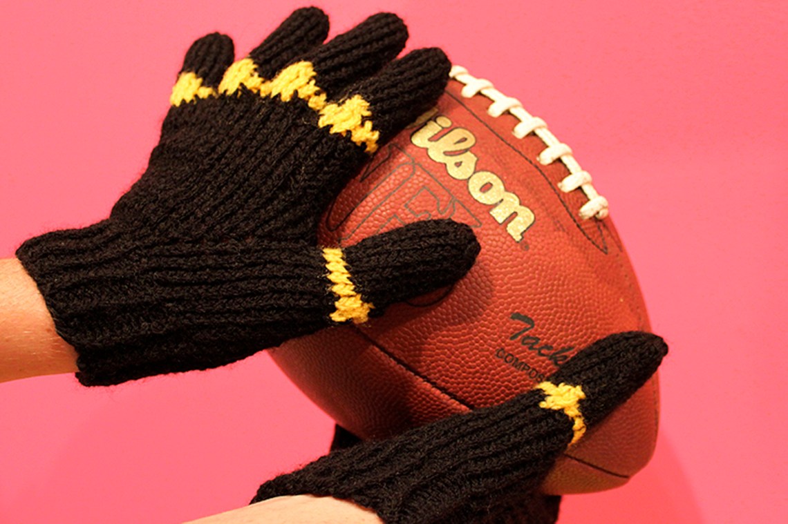 Super Bowl Ring gloves